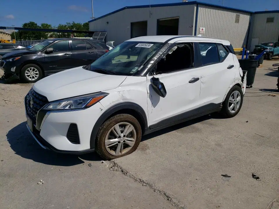 3N1CP5BV1PL491127 — 2023 Nissan Kicks, Повреждения со всех сторон, фото до ремонта