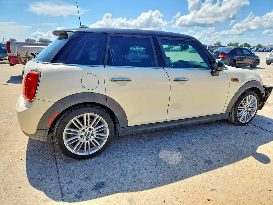 2016 MINI COOPER VIN WMWXU1C51G2D12469 фото 4
