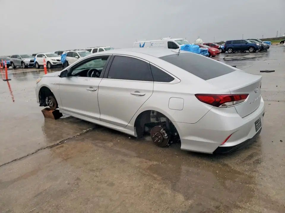 2018 HYUNDAI SONATA VIN 5NPE24AA8JH715708 фото 2