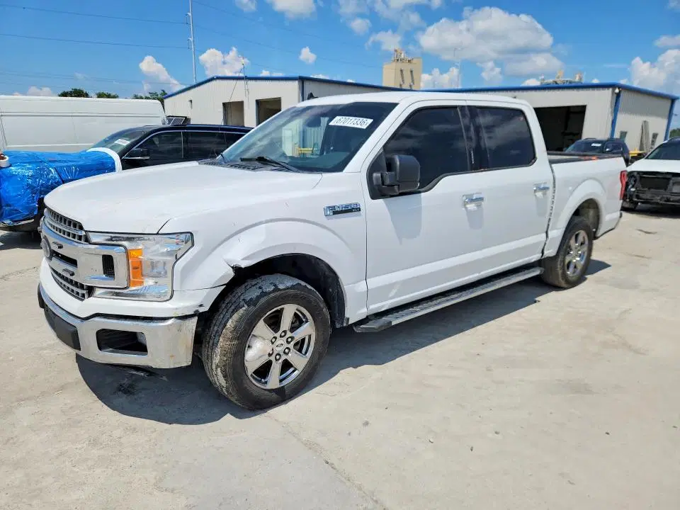 1FTEW1C57LKE26035 — 2020 Ford F150, Повреждения со всех сторон, фото до ремонта