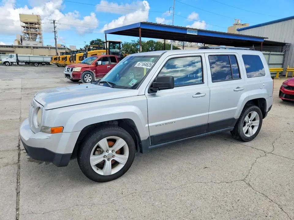 1C4NJPCB1CD622094 — 2012 Jeep Patriot, Боковая часть, фото до ремонта