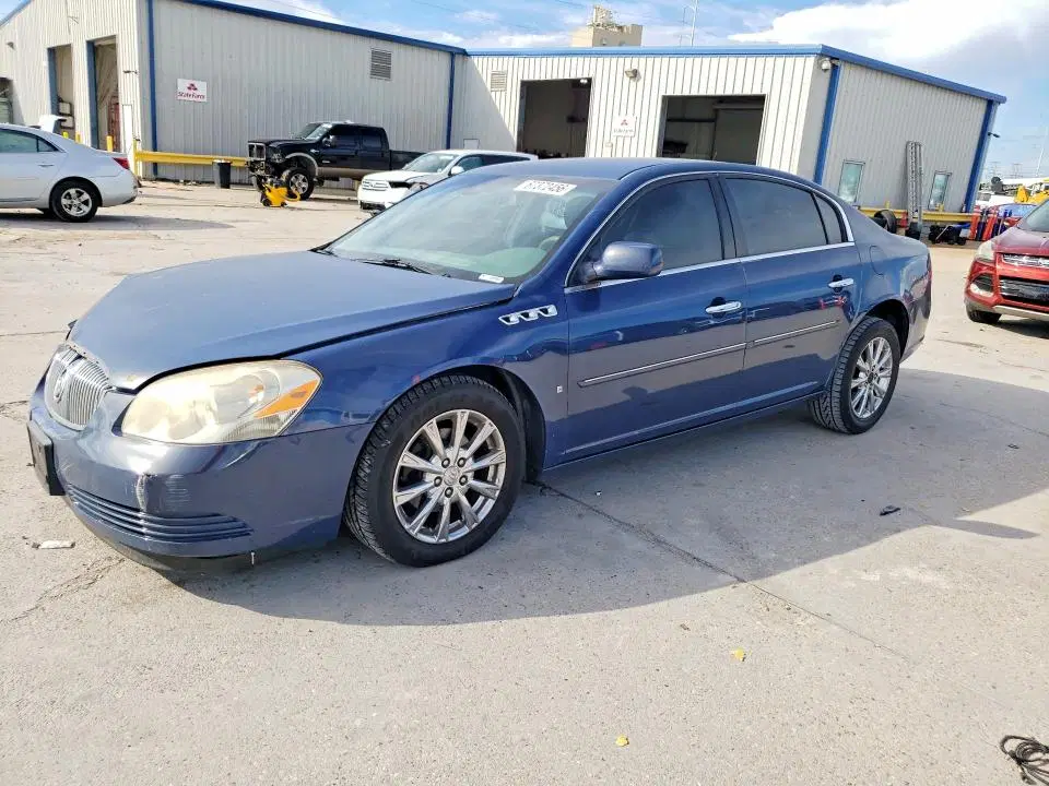 1G4HD57M29U126018 — 2009 Buick Lucerne, Передняя часть, фото до ремонта