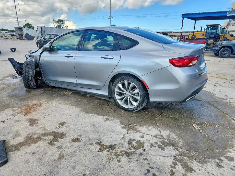 2015 CHRYSLER 200 VIN 1C3CCCBB7FN747437 фото 2