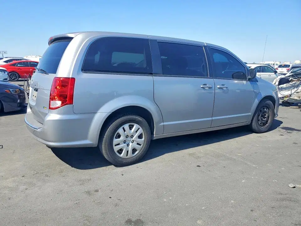2018 Dodge Grand Caravan VIN 2C4RDGBG3JR146043 фото 3