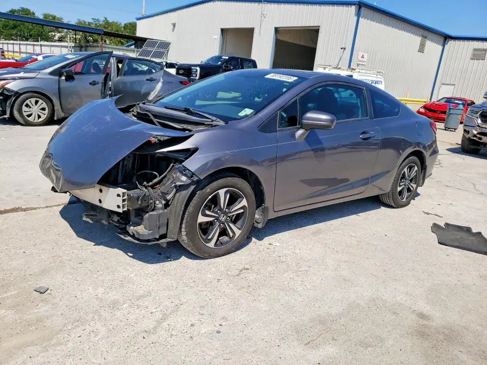 2HGFG3B81FH511331 — 2015 Honda Civic, Передняя часть, фото до ремонта