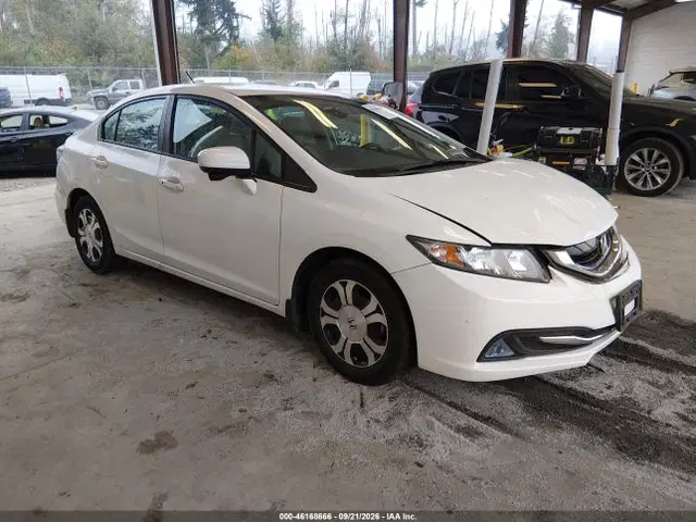19XFB4F29FE200444 — 2015 Honda Civic Hybrid, Передняя часть, фото до ремонта