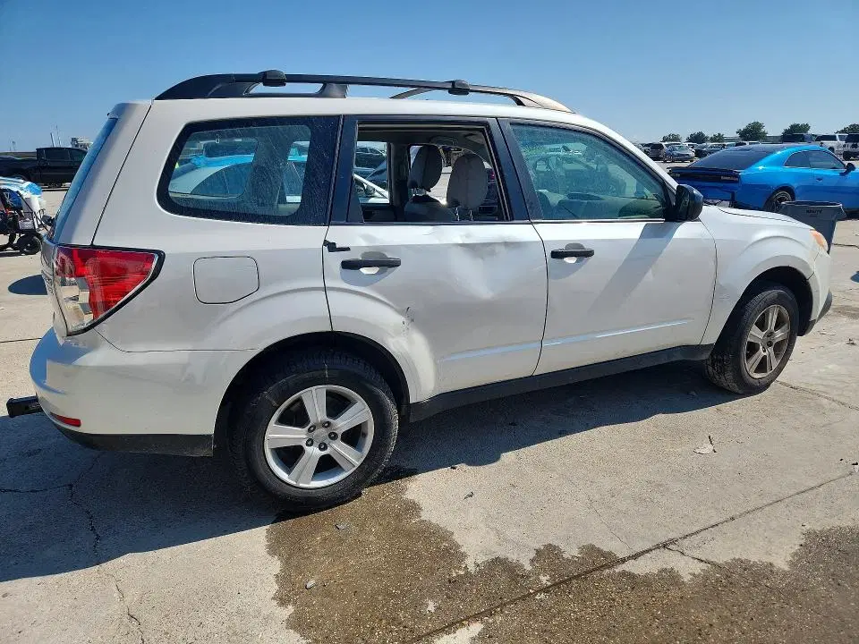 2010 SUBARU FORESTER VIN JF2SH6BC5AH806061 фото 3
