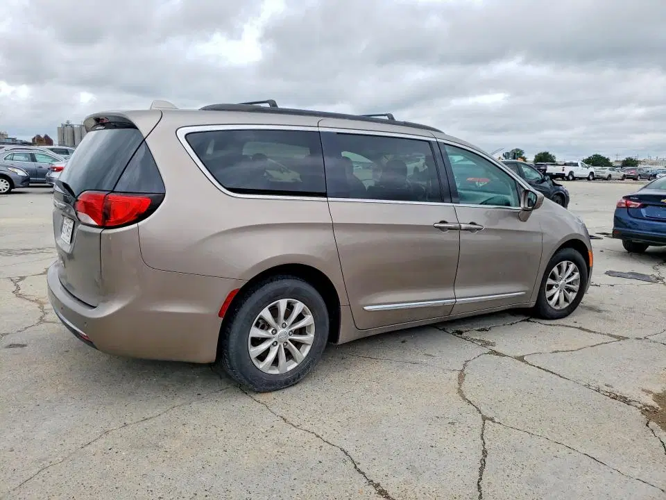 2017 CHRYSLER PACIFICA VIN 2C4RC1BG5HR569474 фото 3