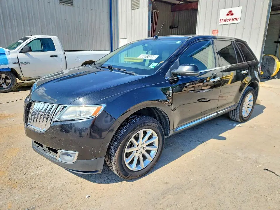 2LMDJ6JK0EBL20474 — 2014 Lincoln MKX, Передняя часть, фото до ремонта