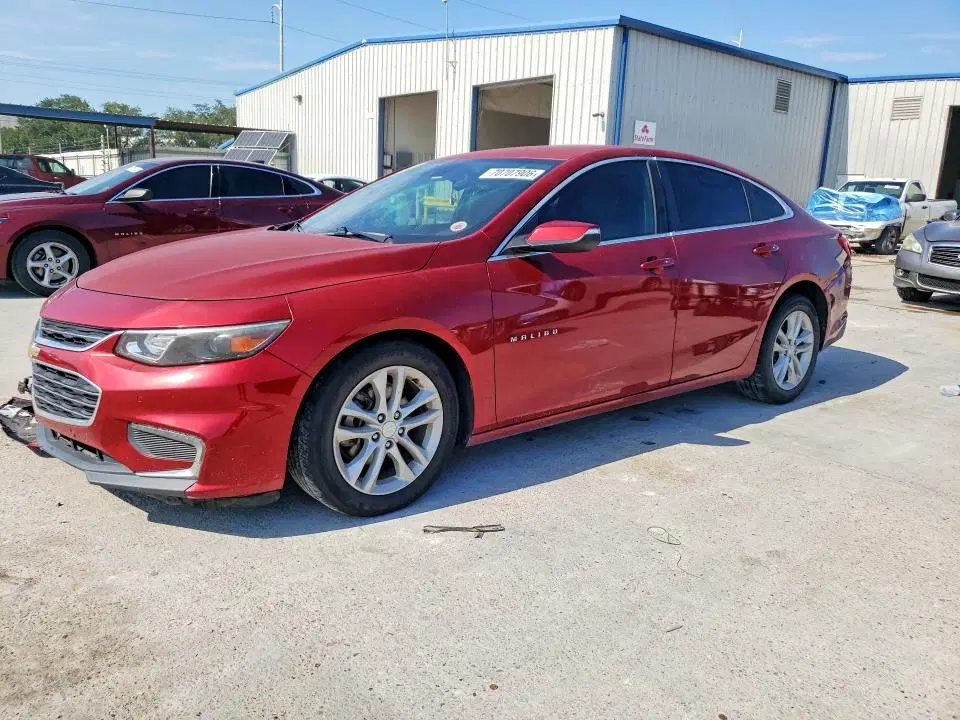 1G1ZE5ST3HF237001 — 2017 Chevrolet Malibu, Передняя часть, фото до ремонта
