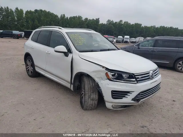 WVGHF7BP4HD001866 — 2017 Volkswagen Touareg, Правый бок (Right Side), фото до ремонта