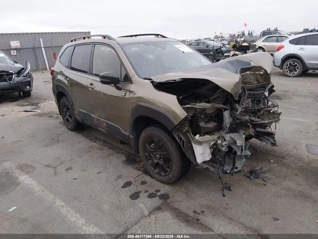 JF2SKAMC8NH490890 — 2022 Subaru Forester Wilderness, Передняя часть, фото до ремонта