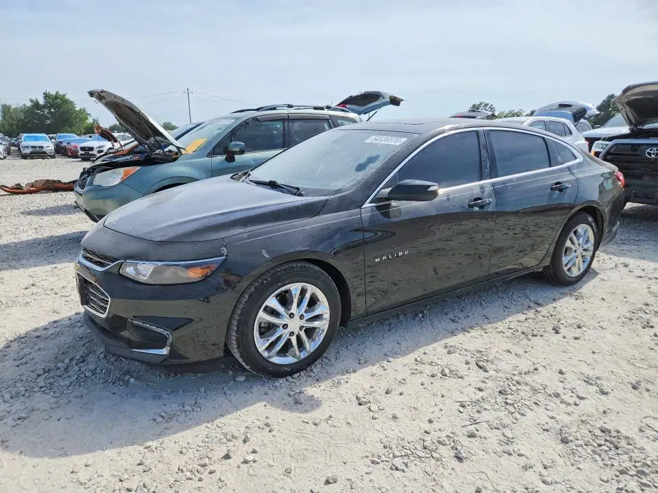 1G1ZE5ST8GF201688 — 2016 Chevrolet Malibu, Град, фото до ремонта