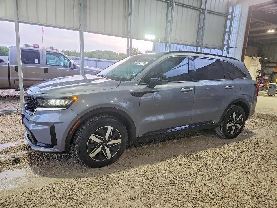 5XYRH4LF2NG154167 — 2022 Kia Sorento, Град, фото до ремонта