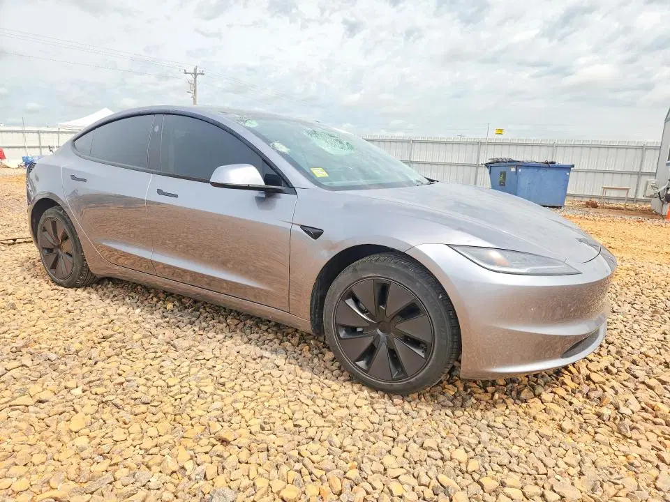 2026 TESLA MODEL 3 VIN 5YJ3E1EA0TF117816 фото 4