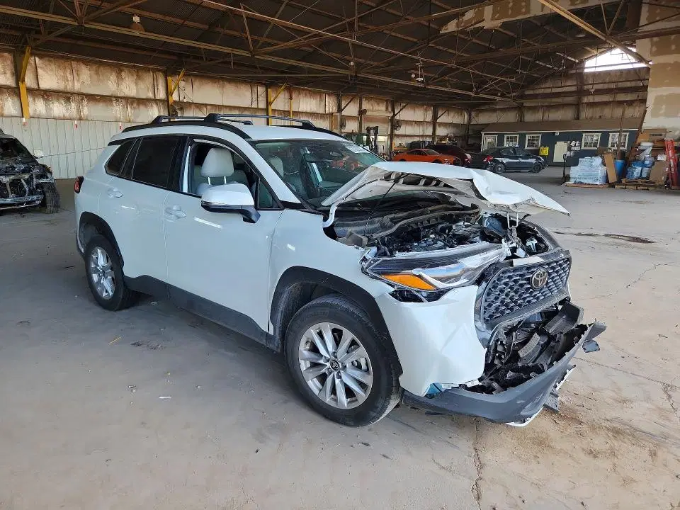 2024 Toyota Corolla Cross VIN 7MUCAABG6RV098882 фото 4