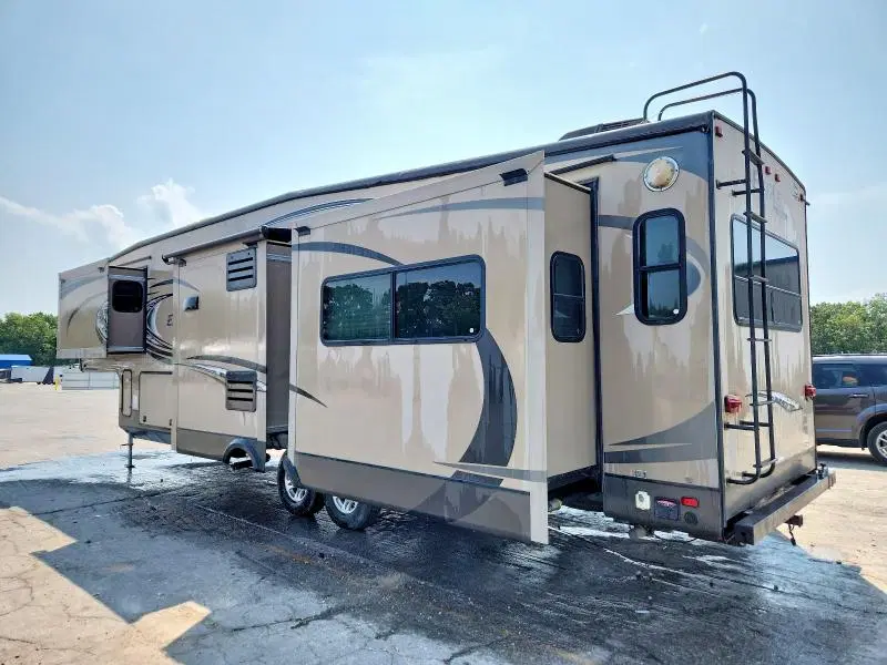2013 JCYA O CAMPER T VIN 1UJCJ0BV7D1LX0140 фото 3