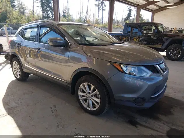 JN1BJ1CR1JW260365 — 2018 Nissan Rogue Sport SV, Левый бок (Left Side), фото до ремонта