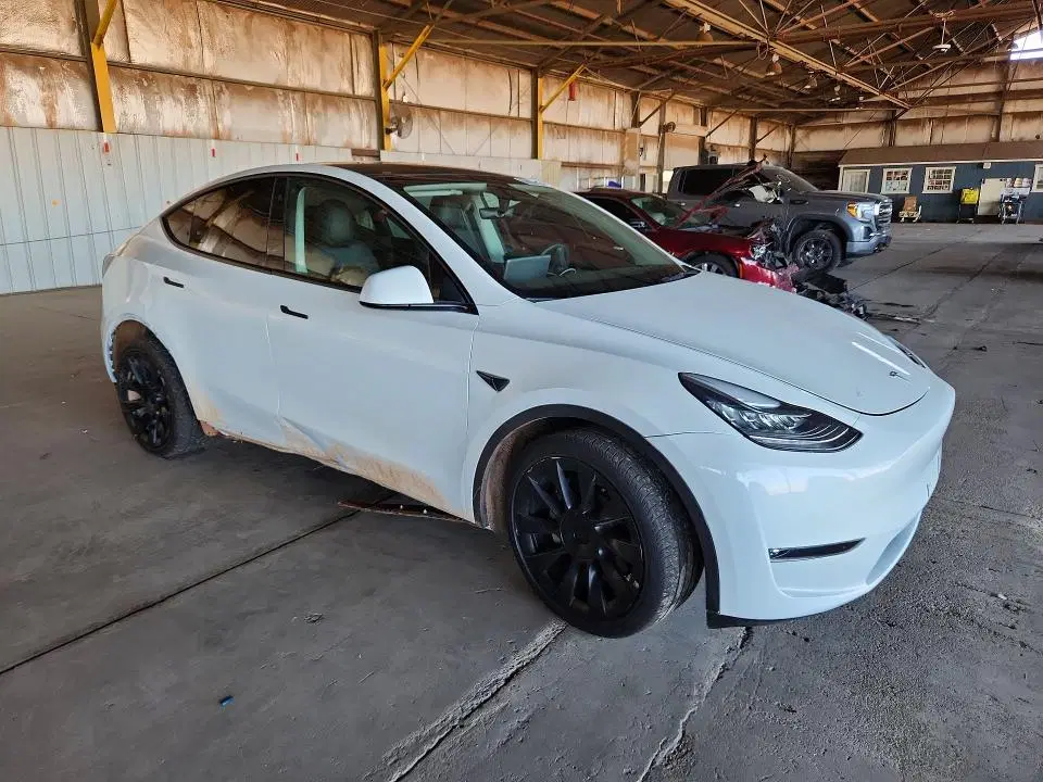 2021 Tesla Model Y VIN 5YJYGDEE4MF287568 фото 4