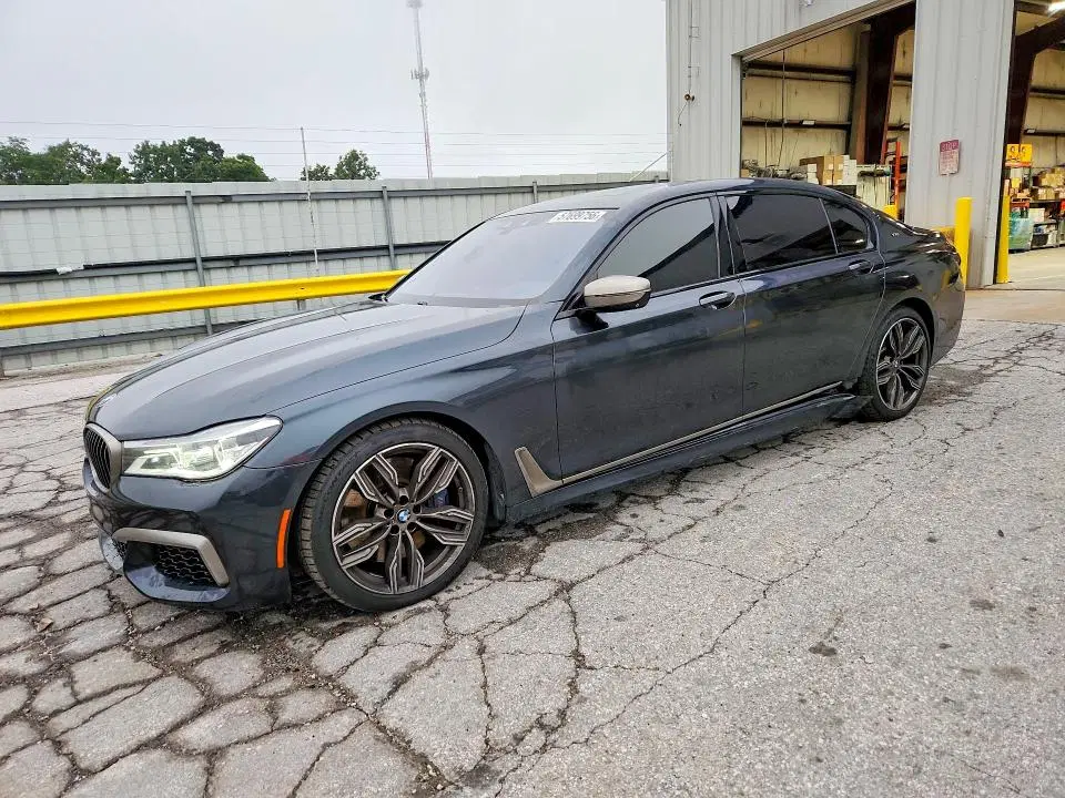WBA7H6C54JG614766 — 2018 BMW M760, Передняя часть, фото до ремонта