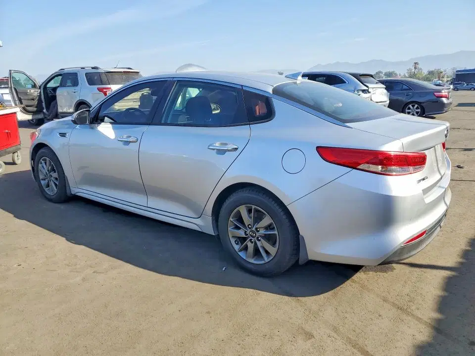 2016 KIA Optima VIN 5XXGT4L11GG070844 фото 2