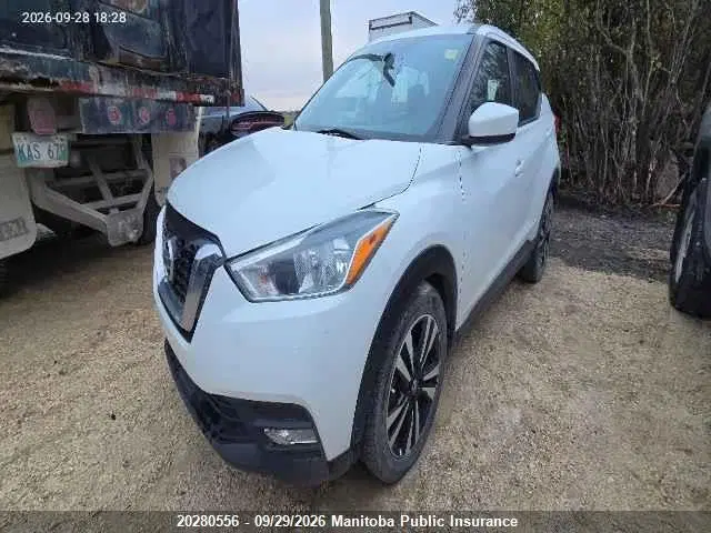 2020 Nissan KICKS SV VIN 3N1CP5CV9LL497136 фото 2