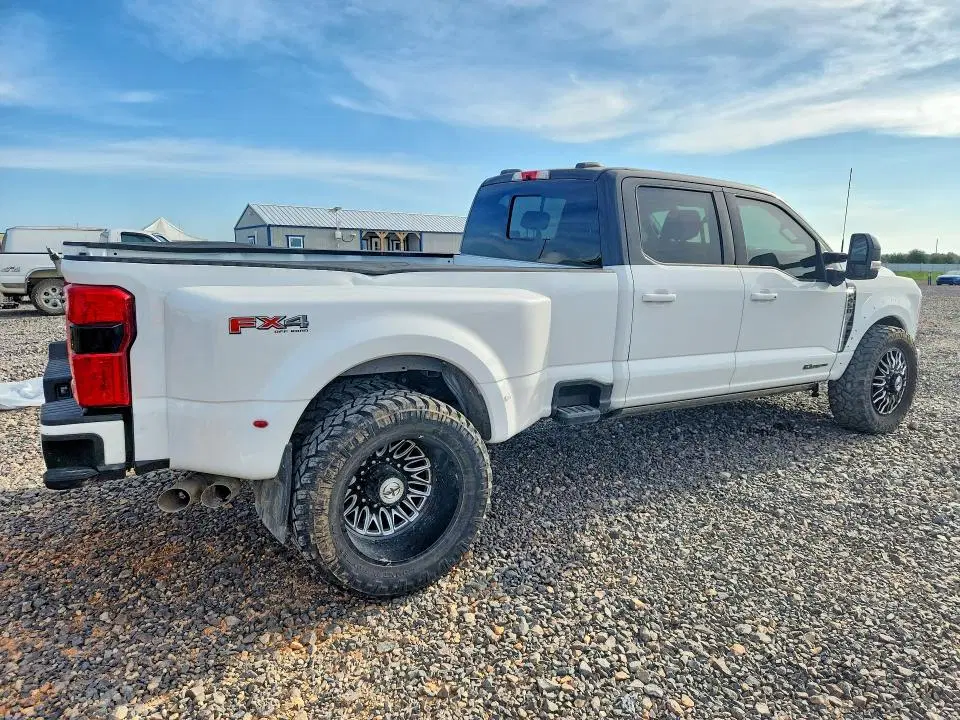 2024 FORD F450 VIN 1FT8W4DT4REF04306 фото 3