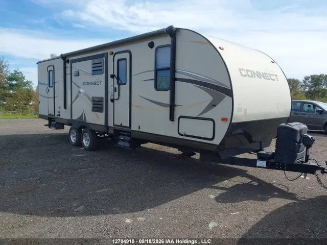 4EZTL2926F8042685 — 2015 Kzrv Spree 230RB, Салон (Interior Fire), фото до ремонта