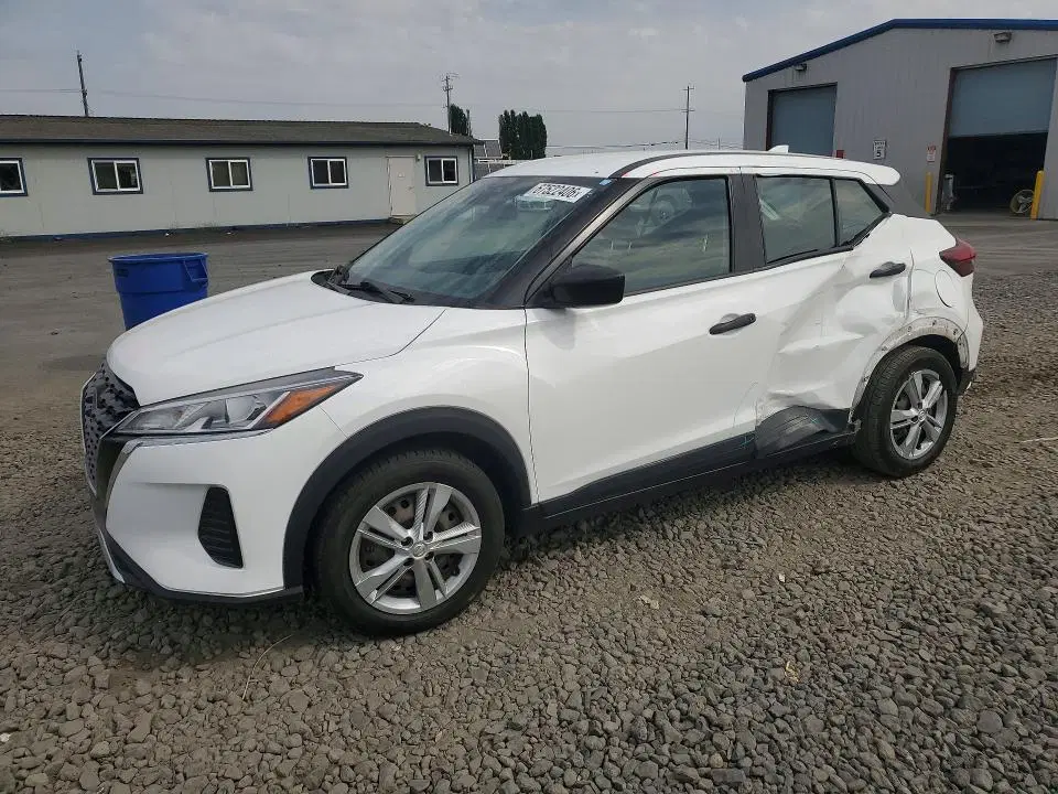 3N1CP5BV3ML489942 — 2021 Nissan Kicks, Боковая часть, фото до ремонта