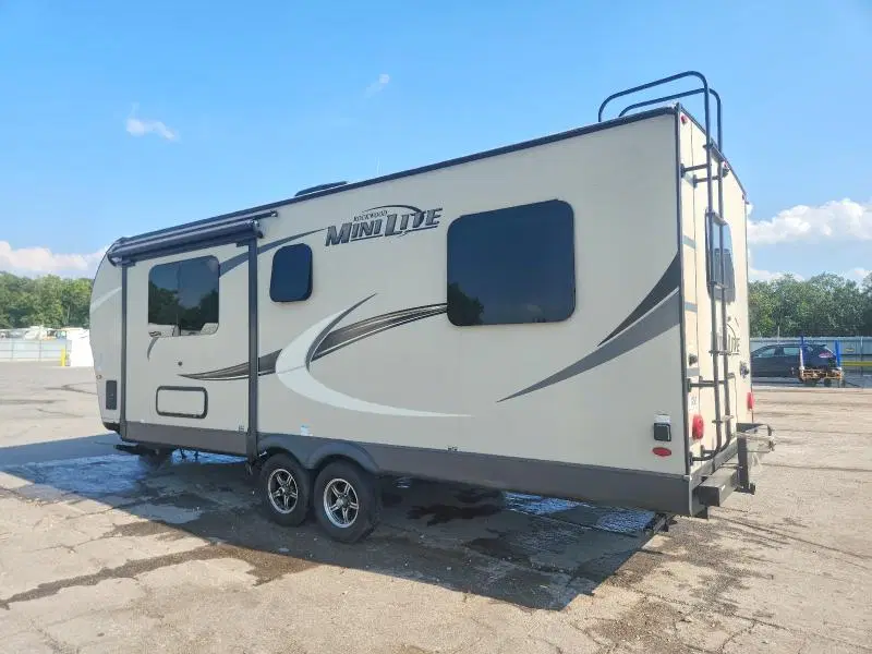 2020 FOREST RIVER MINI LITE VIN 4X4TRLA25LD433163 фото 3