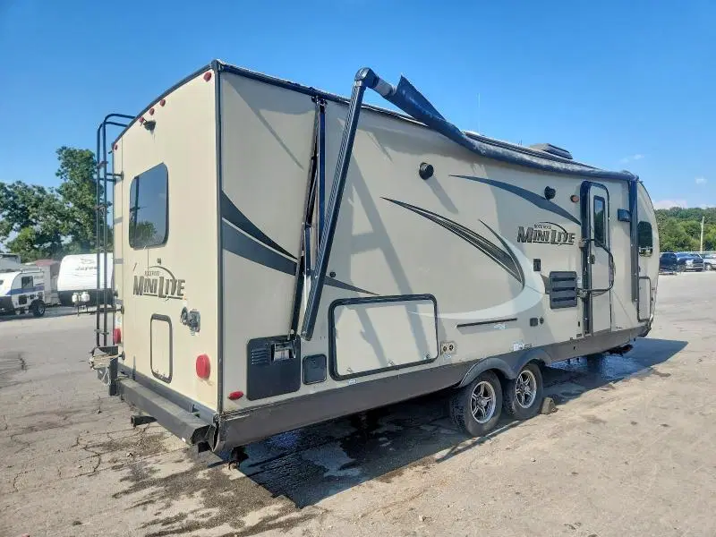 2020 FOREST RIVER MINI LITE VIN 4X4TRLA25LD433163 фото 4