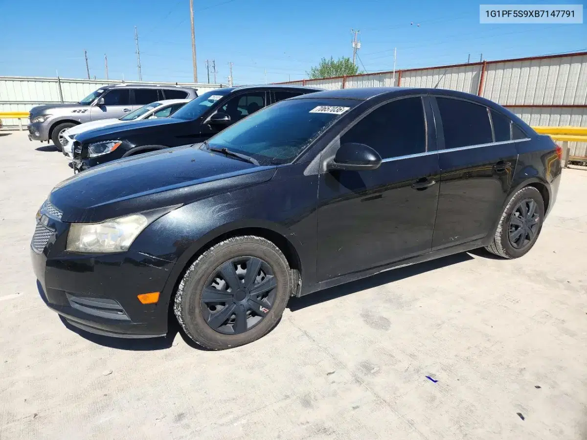 1G1PF5S9XB7147791 — 2011 Chevrolet Cruze, мелкие вмятины и царапины, фото до ремонта