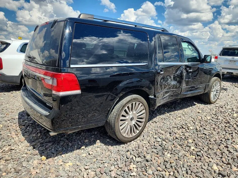 2016 LINCOLN NAVIGATOR VIN 5LMJJ3JT8GEL11760 фото 3
