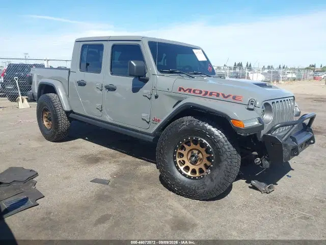 1C6JJTEG3LL204147 — 2020 Jeep Gladiator Mojave 4X4, Передняя часть, фото до ремонта