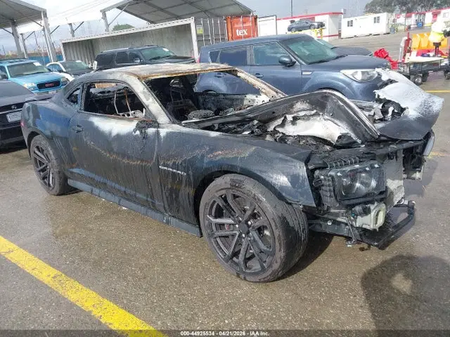 2G1FM1EP1F9800517 — 2015 Chevrolet Camaro ZL1, Пожар двигателя (Engine Burn), фото до ремонта
