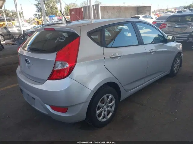 2014 Hyundai ACCENT GS VIN KMHCT5AE8EU193649 фото 4