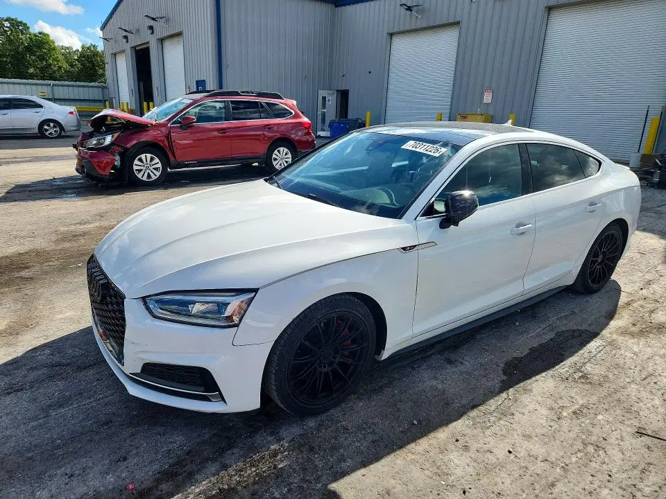 WAUDNCF51KA078899 — 2019 Audi A5, Передняя часть, фото до ремонта