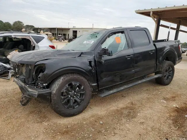 1FTFW1E80PFA11312 — 2023 Ford F150, Опрокидывание, фото до ремонта