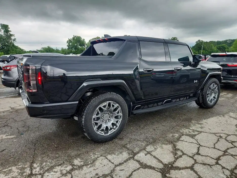 2025 GMC HUMMER PICKUP VIN 1GT40DDA3SU102318 фото 3