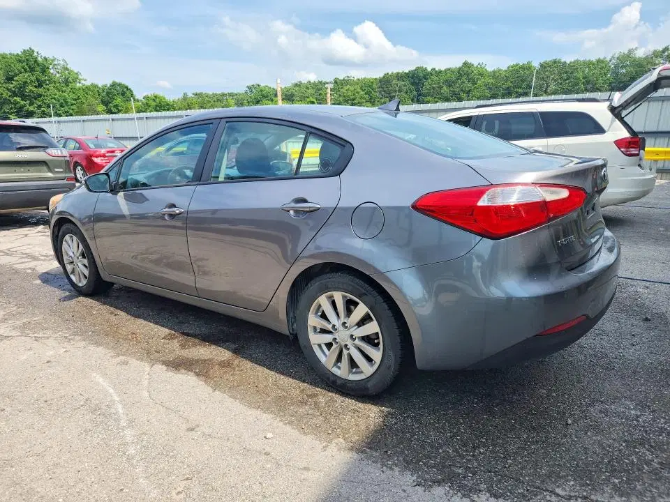 2016 KIA FORTE VIN KNAFX4A6XG5508843 фото 2