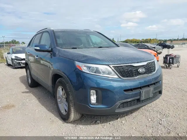 5XYKTDA70EG483431 — 2014 Kia Sorento LX, Град, фото до ремонта