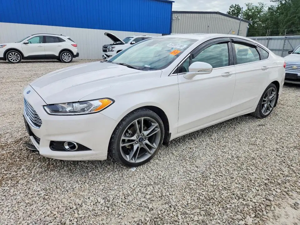 3FA6P0D99GR133368 — 2016 Ford Fusion, Град, фото до ремонта