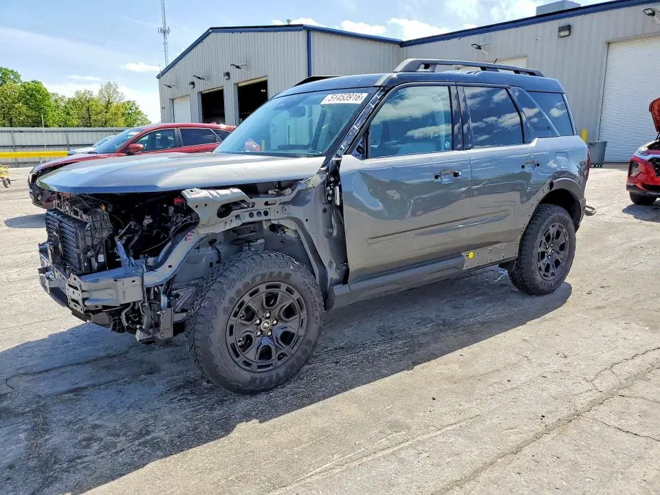3FMCR9DA4SRF24583 — 2025 Ford Bronco Sport, Передняя часть, фото до ремонта