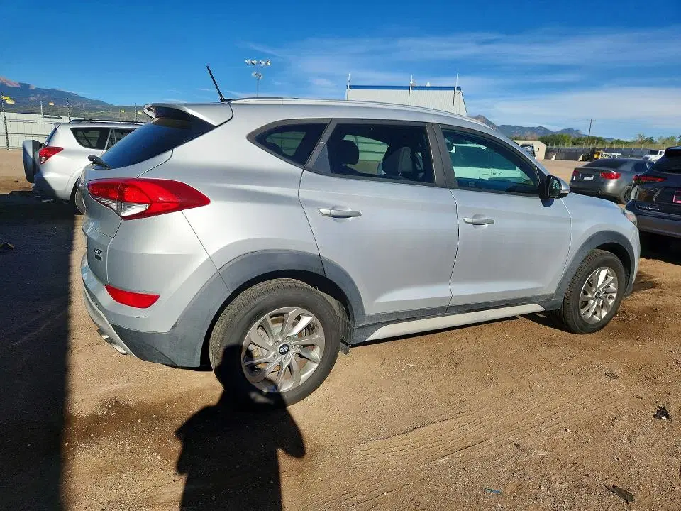 2017 Hyundai Tucson VIN KM8J3CA29HU484442 фото 3