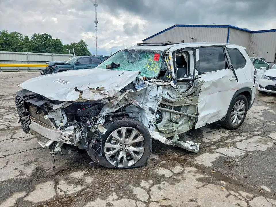 5TDAAAB50SS070484 — 2025 Toyota Grand Highlander, Опрокидывание, фото до ремонта