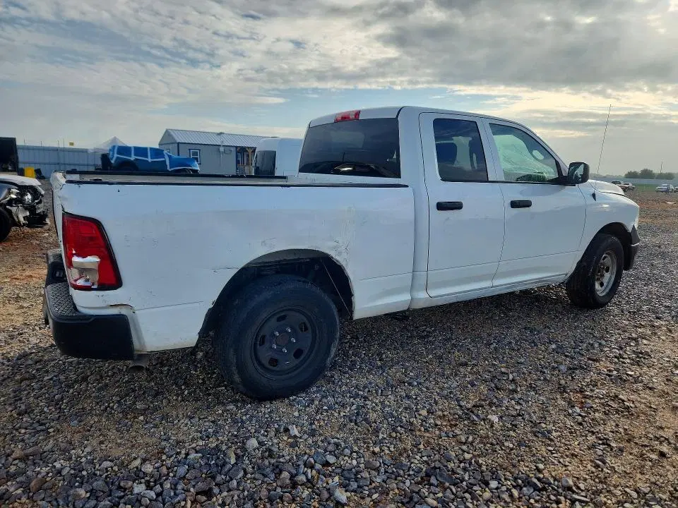 2019 RAM 1500 CLASSIC VIN 1C6RR6FG7KS618211 фото 3