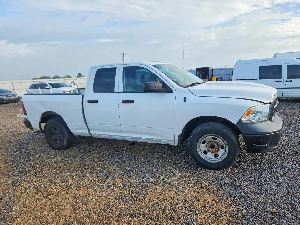 2019 RAM 1500 CLASSIC VIN 1C6RR6FG7KS618211 фото 4