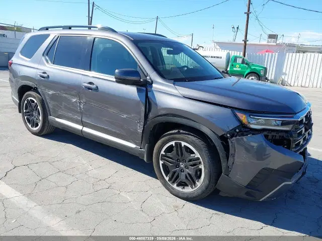 5FNYG1H74TB002412 — 2026 Honda Pilot Touring/Touring Blackout, Передняя часть, фото до ремонта