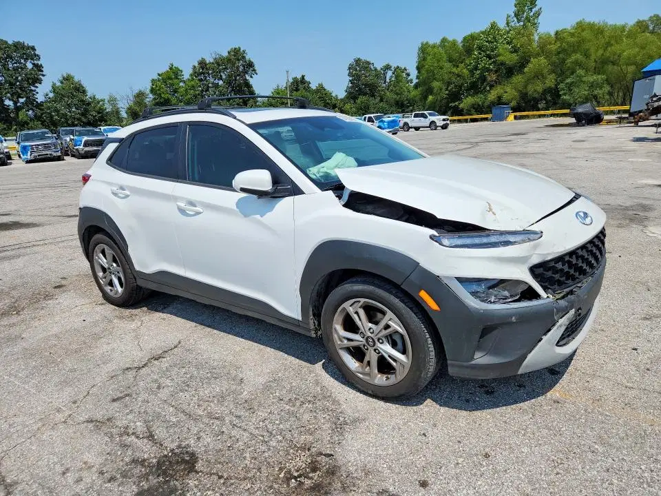2022 HYUNDAI KONA VIN KM8K32AB7NU768307 фото 4