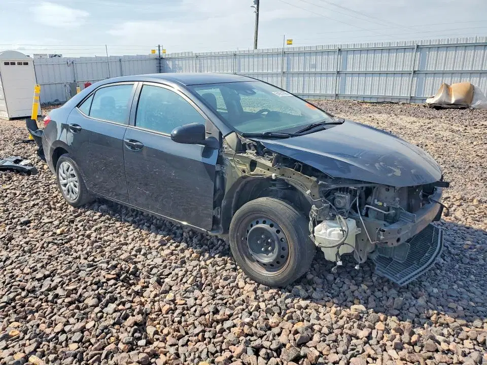 2018 TOYOTA COROLLA VIN 5YFBURHE3JP751005 фото 4